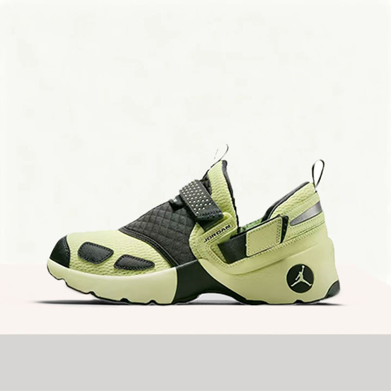 Nike Air Jordan Trunner LX Wom - đánh giá và giá Women Shoes Running Nike