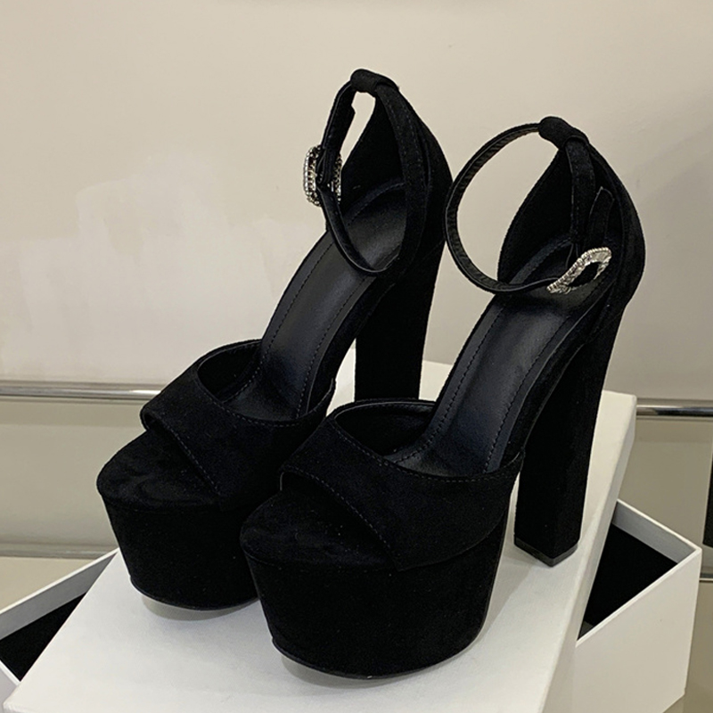 Liyke Model Show Sexy Extreme  - đánh giá và giá Thong Flat Sandal